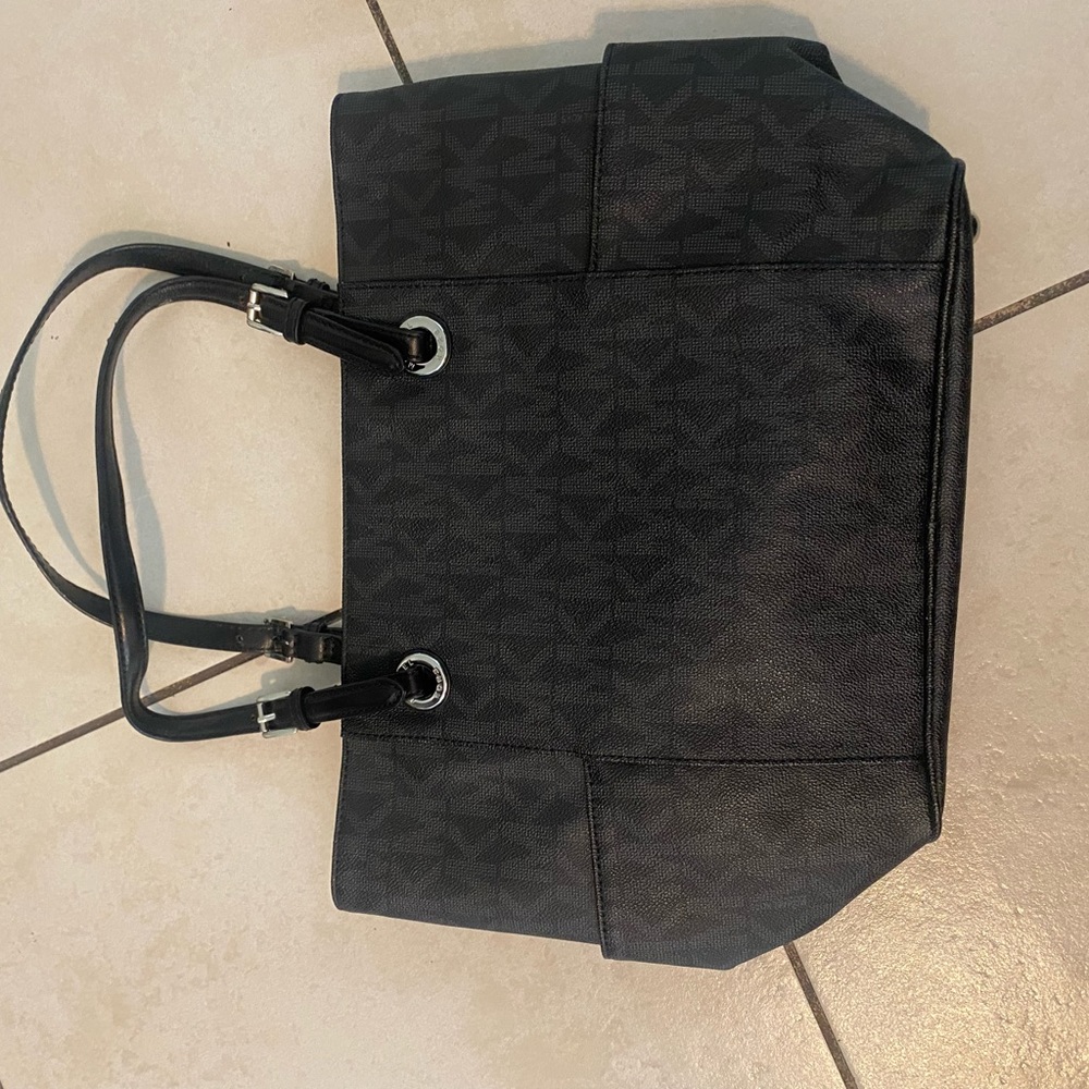 Michael Kors Signature Tote